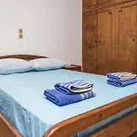 Διαμέρισμα Naxos Center Studios-house