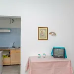Διαμέρισμα Naxos Center Studios-house *