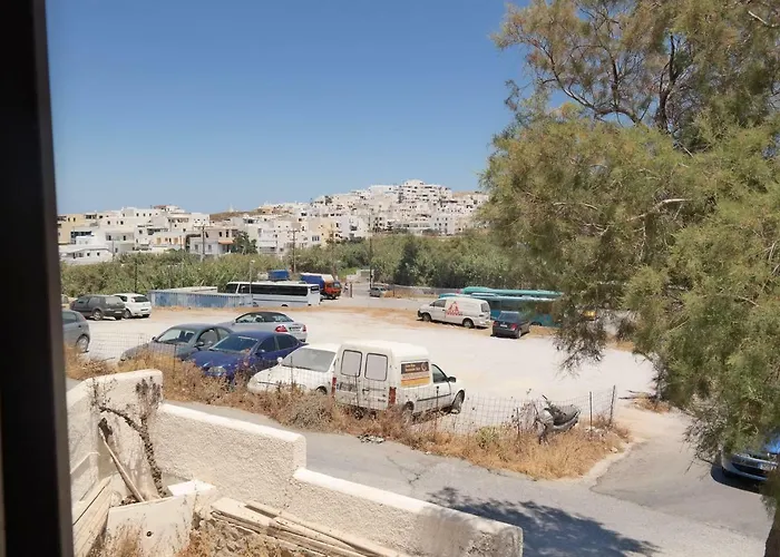 Naxos Center Studios-house Апартаменты *