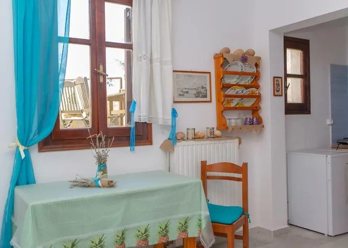 Апартаменты Naxos Center Studios-house Naxos City