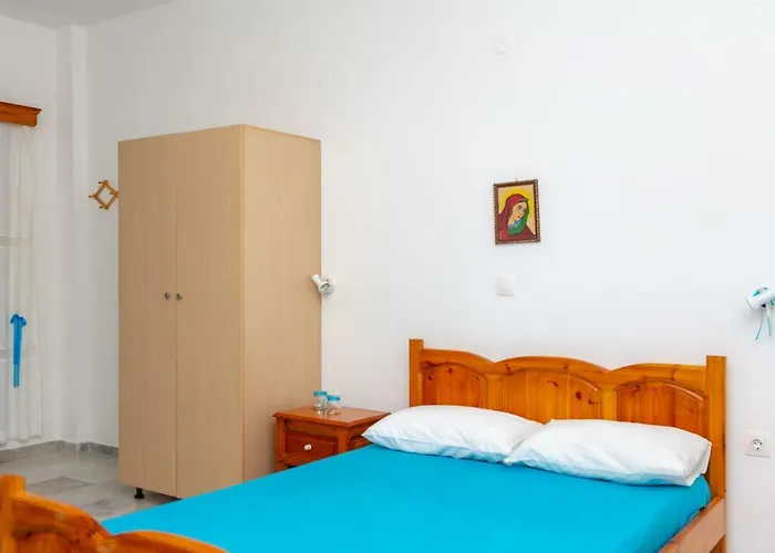 Апартаменты Naxos Center Studios-house *