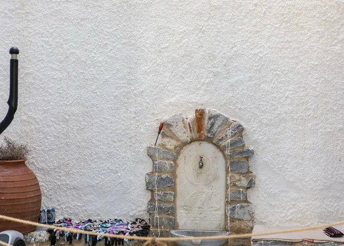 Naxos Center Studios-house Naxos City