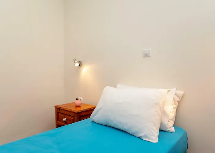 Naxos Center Studios-house Апартаменты *