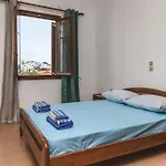 Naxos Center Studios-house Апартаменты Naxos City
