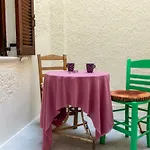 Naxos Center Studios-house Апартаменты