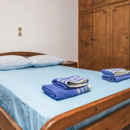 Apartment Naxos Center Studios-house