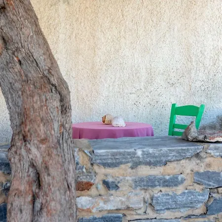 Naxos Center Studios-house Apartamento