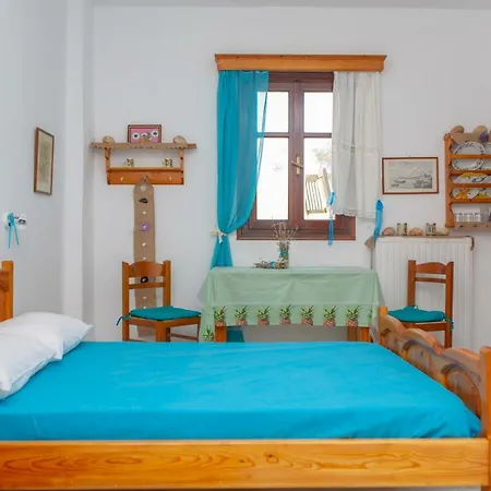 Naxos Center Studios-house * Naxos City