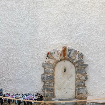 Naxos Center Studios-house Naxos City