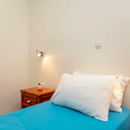 Naxos Center Studios-house Apartamento *