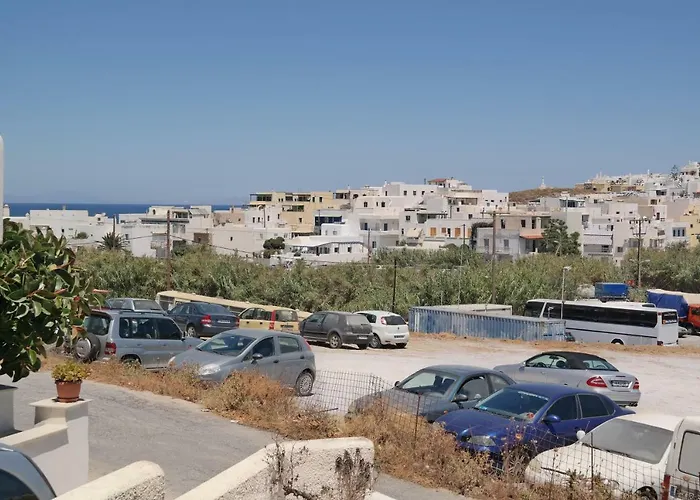 Naxos Center Studios-house *